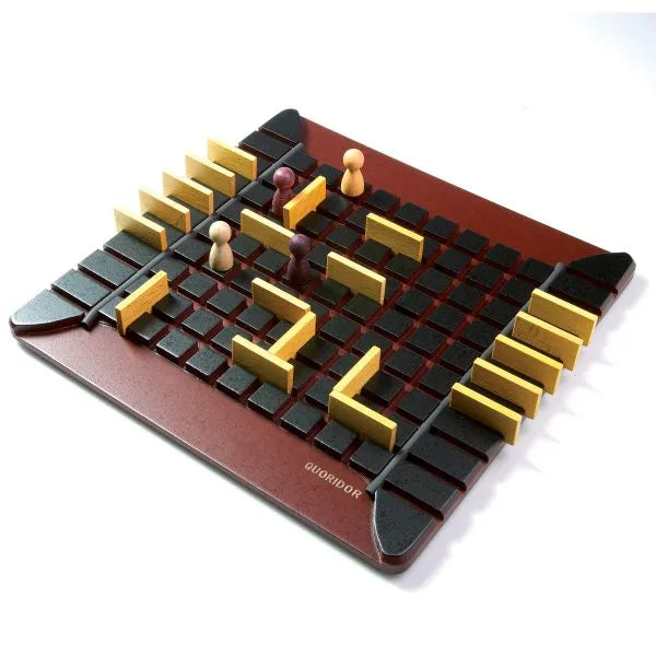 המבוך - משחק אסטרטגיה (Quoridor)